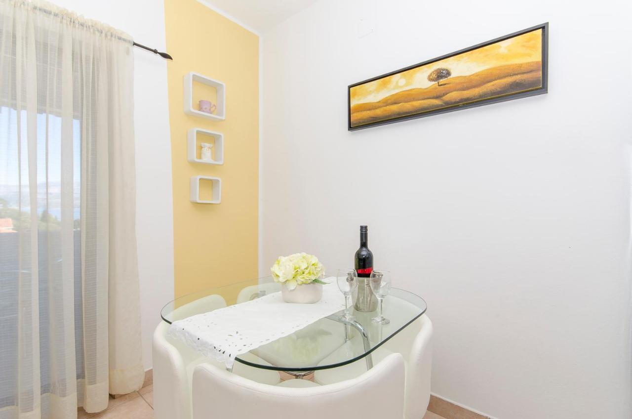 Apartments Derado Supetar Extérieur photo